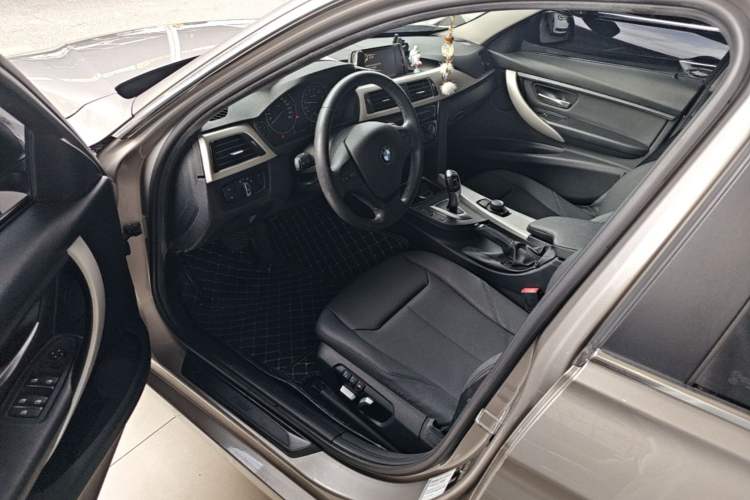 Used BMW 3 Series 2016 320Li Ambition Model Driver Seat
