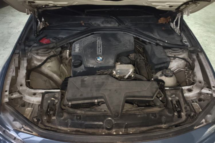Used BMW 3 Series 2016 320Li Ambition Model Engine Bay