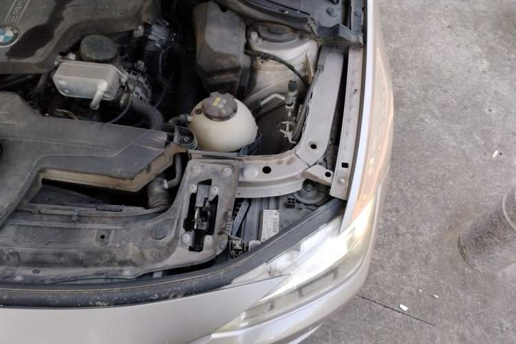 Used BMW 3 Series 2016 320Li Fashion Model Engine Bay Left