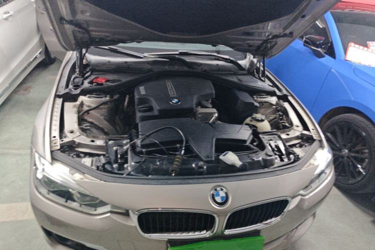 Used BMW 3 Series 2016 320Li Ambition Model Engine Bay