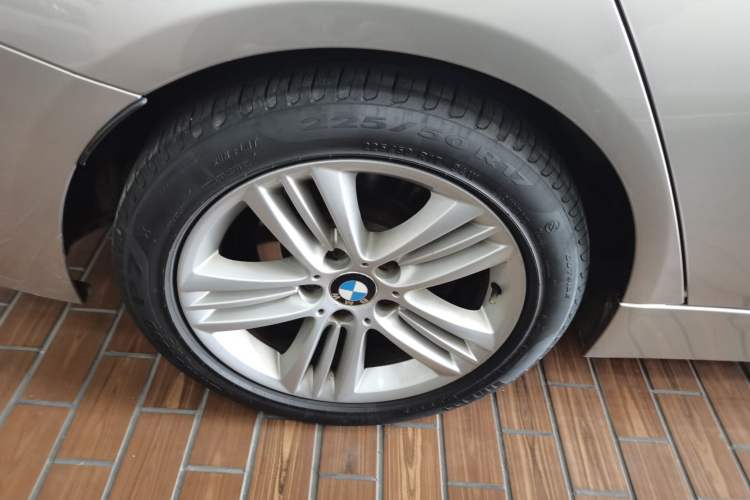 Used BMW 3 Series 2016 320Li Ambition Model Exterior 5