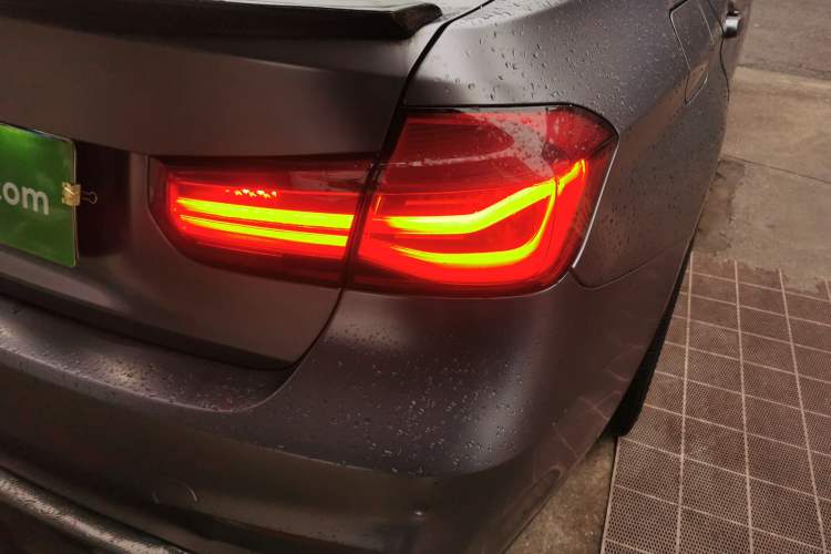 Used BMW 3 Series 2016 320i Fashion Model Exterior 6