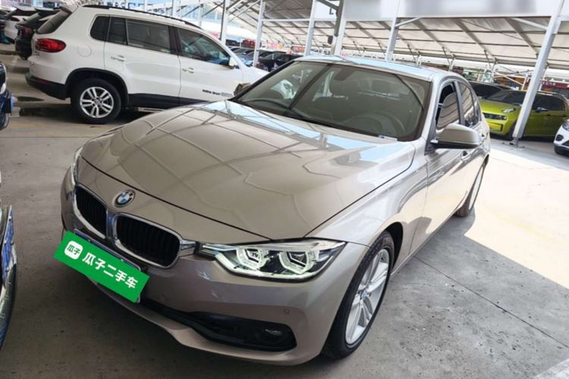 Used BMW 3 Series 2016 320i Fashion Model Front Left 45 Deg