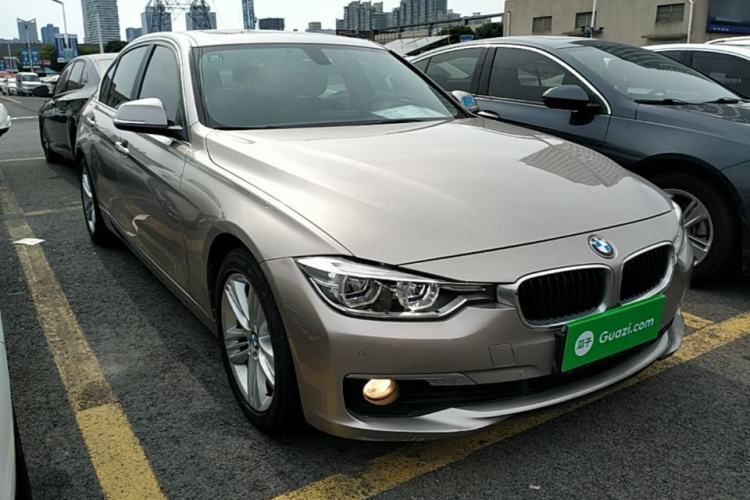 Used BMW 3 Series 2016 320Li Fashion Model Front Right 45 Deg