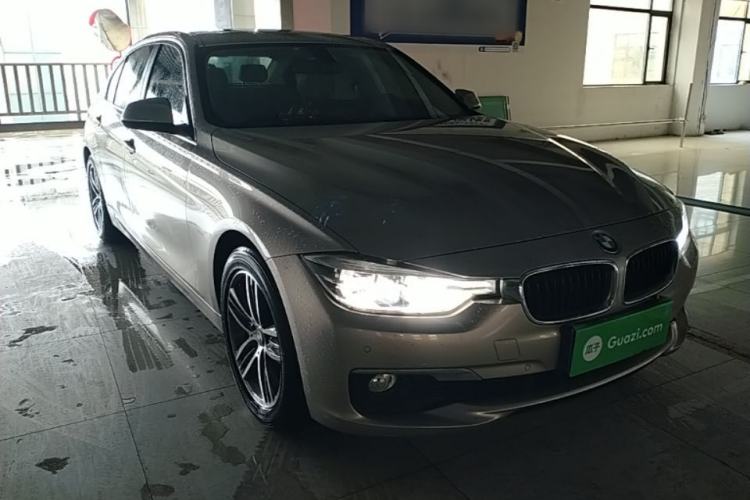 Used BMW 3 Series 2016 320Li Ambition Model Front Right 45 Deg