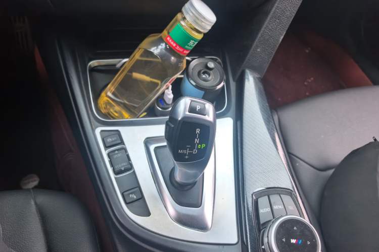 Used BMW 3 Series 2016 320Li Ambition Model Gear Lever