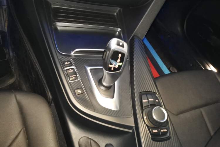 Used BMW 3 Series 2016 316Li Fashion Model Gear Lever