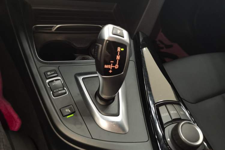 Used BMW 3 Series 2016 320Li Ambition Model Gear Lever