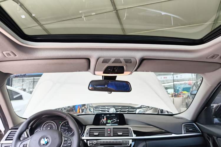 Used BMW 3 Series 2016 320i Fashion Model Headliner