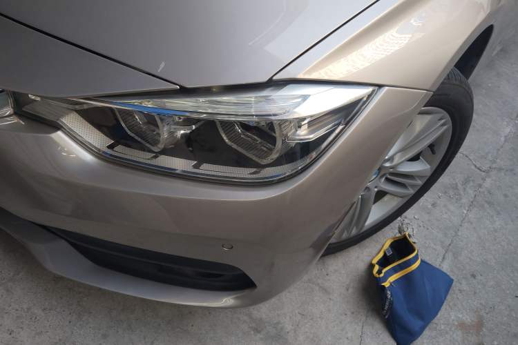 Used BMW 3 Series 2016 320i Fashion Model Left Front Headlight