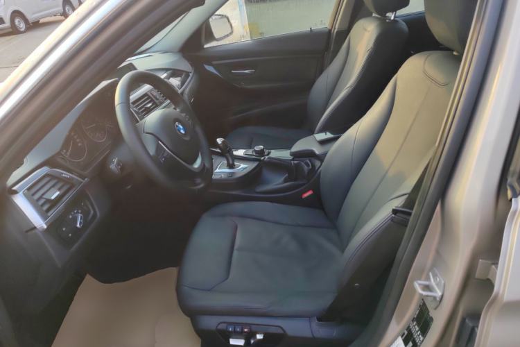Used BMW 3 Series 2016 320Li Ambition Model Left Front Seat