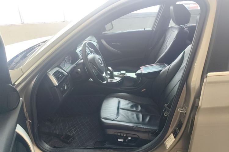 Used BMW 3 Series 2016 328Li Fashion Model Left Front Seat