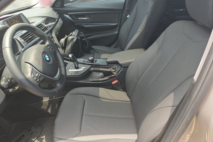 Used BMW 3 Series 2016 320Li Ambition Model Left Front Seat