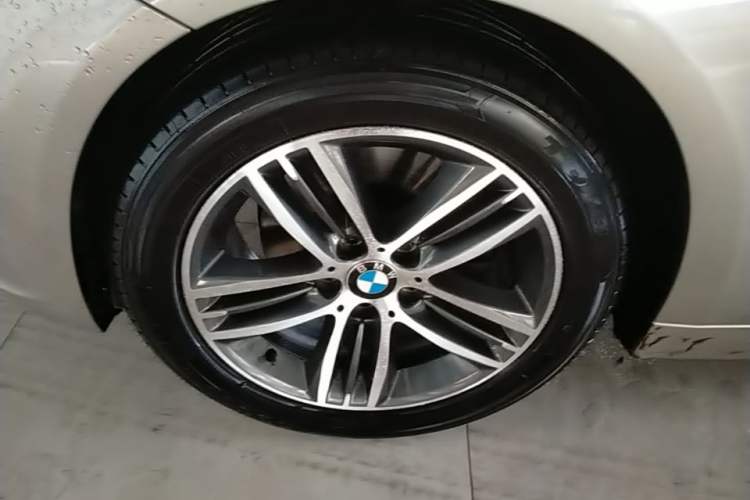 Used BMW 3 Series 2016 320Li Ambition Model Left Front Wheel Hub