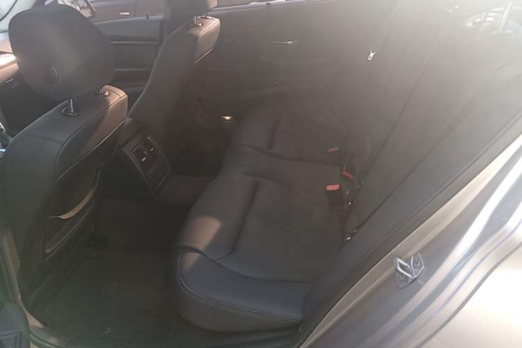 Used BMW 3 Series 2016 320Li Fashion Model Left Rear Seat