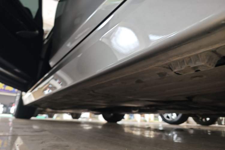 Used BMW 3 Series 2016 320Li Fashion Model Left Side Sill