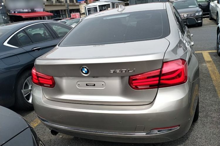 Used BMW 3 Series 2016 320Li Fashion Model Rear