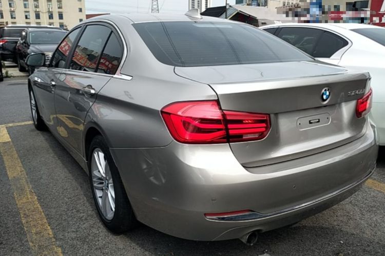 Used BMW 3 Series 2016 320Li Fashion Model Rear Left 45 Deg