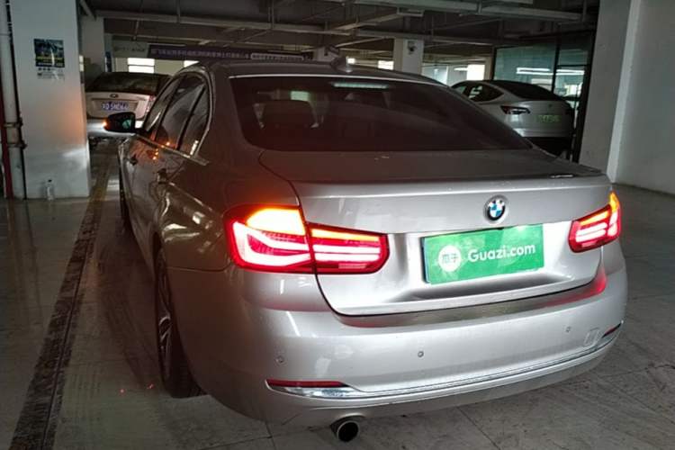 Used BMW 3 Series 2016 320Li Ambition Model Rear Left 45 Deg