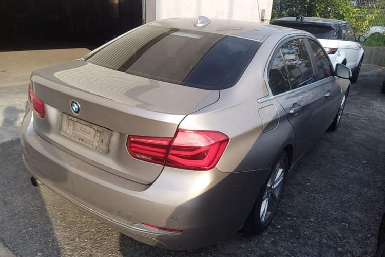 Used BMW 3 Series 2016 320Li Fashion Model Rear Right 45 Deg