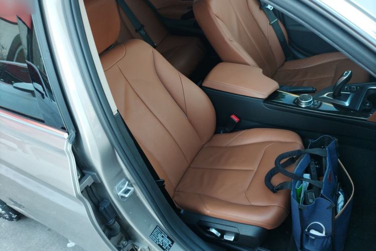 Used BMW 3 Series 2016 320Li Luxury Design Package Right Front Seat