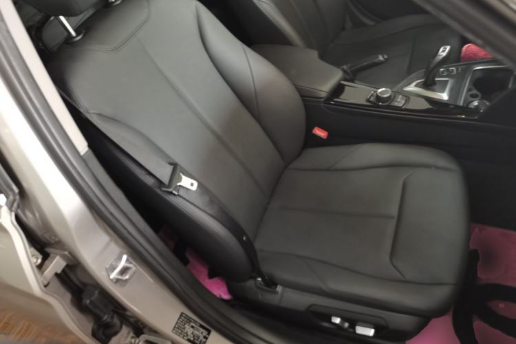 Used BMW 3 Series 2016 320Li Ambition Model Right Front Seat