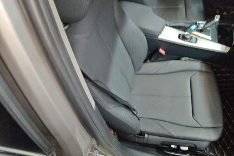 Used BMW 3 Series 2016 320Li Ambition Model Right Front Seat