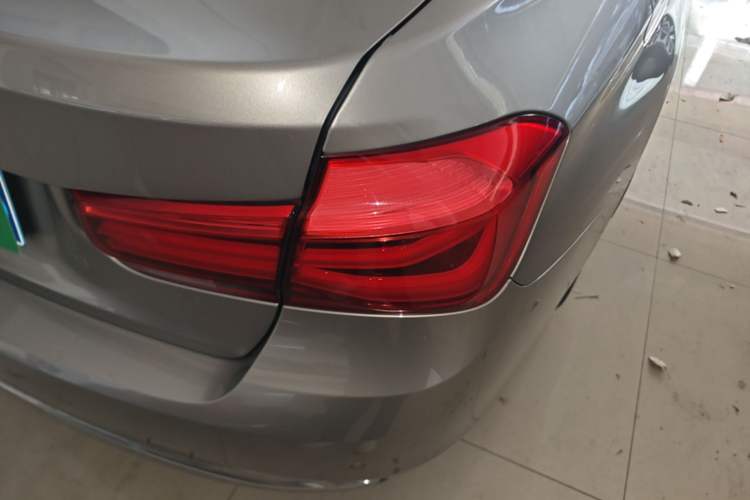 Used BMW 3 Series 2016 320Li Fashion Model Right Rear Taillight