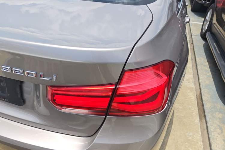 Used BMW 3 Series 2016 320Li Ambition Model Right Rear Taillight