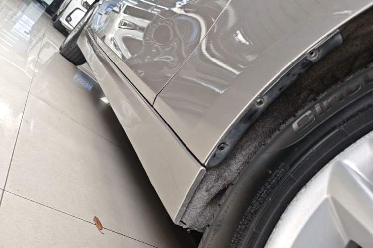 Used BMW 3 Series 2016 320Li Ambition Model Right Side Sill