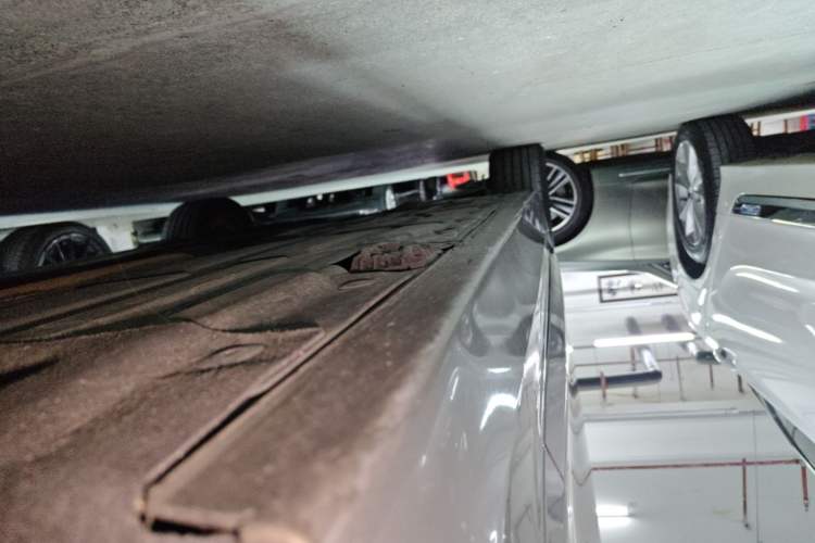 Used BMW 3 Series 2016 320Li Ambition Model Right Side Sill