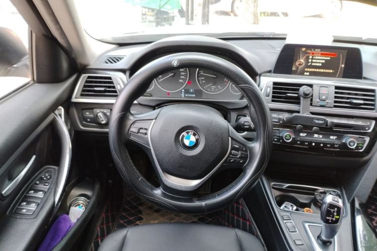 Used BMW 3 Series 2016 320Li Fashion Model Steering Wheel