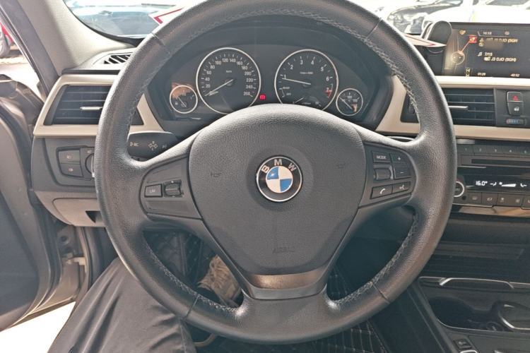 Used BMW 3 Series 2016 320Li Ambition Model Steering Wheel