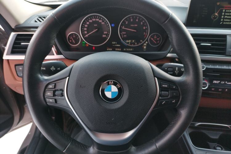 Used BMW 3 Series 2016 320Li Luxury Design Package Steering Wheel