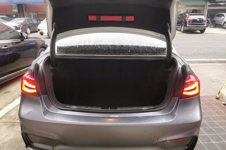 Used BMW 3 Series 2016 320i Fashion Model Trunk