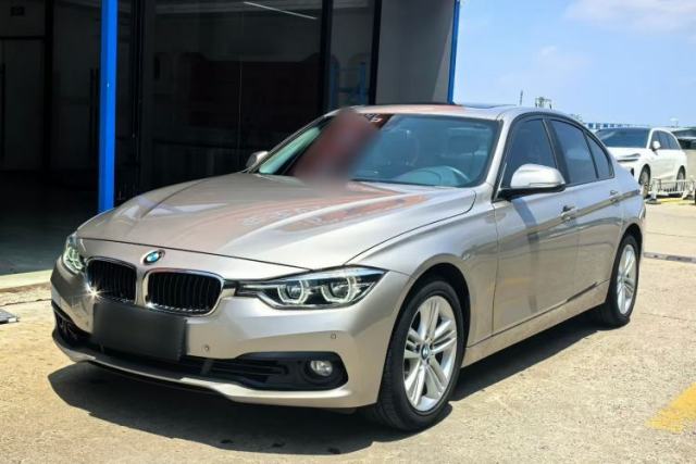 Used BMW 3 Series 2016 320i Fashion Model