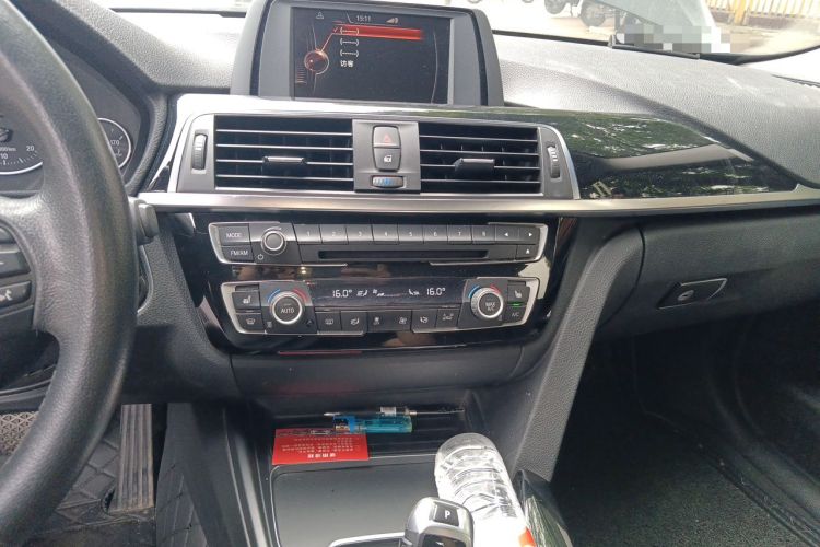 Used BMW 3 Series 2016 320Li Ambition Model Audio And AC Panel