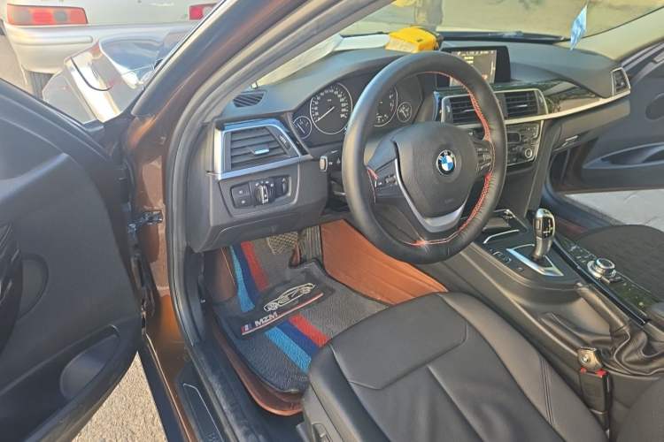 Used BMW 3 Series 2016 320i Fashion Model Driver Seat