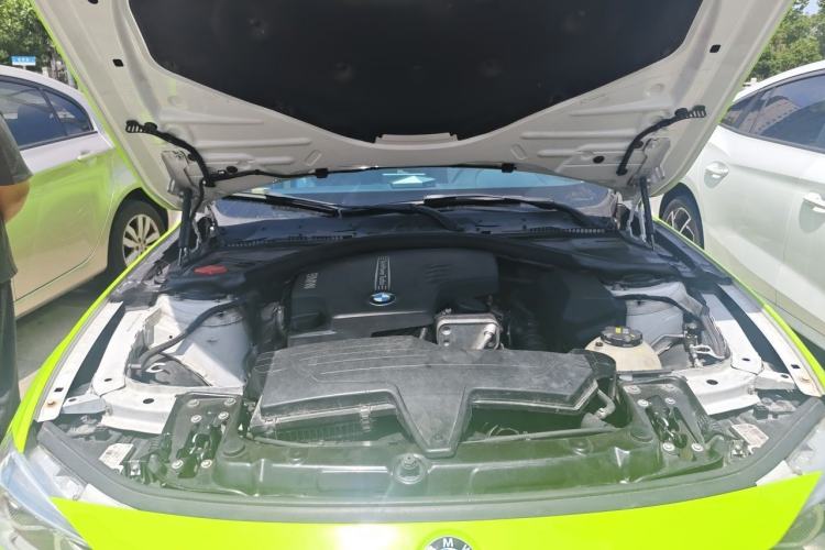 Used BMW 3 Series 2016 320Li Fashion Model Engine Bay