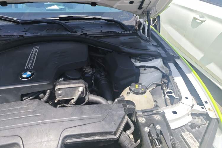 Used BMW 3 Series 2016 320Li Fashion Model Engine Bay Left