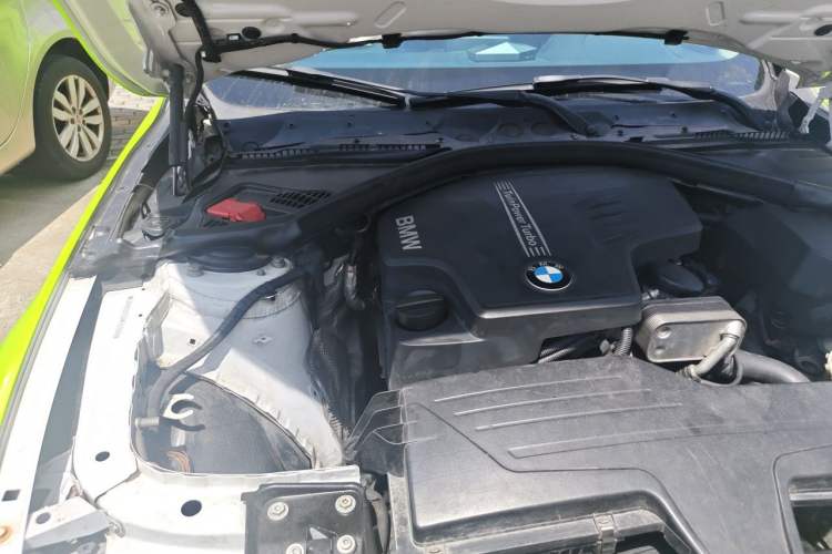 Used BMW 3 Series 2016 320Li Fashion Model Engine Bay Right