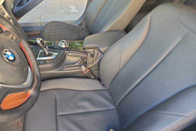 Used BMW 3 Series 2016 320i Fashion Model Left Front Seat