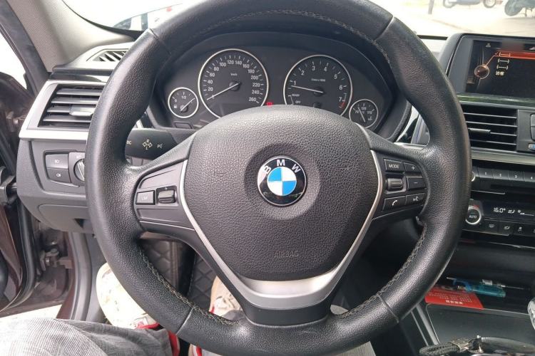 Used BMW 3 Series 2016 320Li Ambition Model Steering Wheel