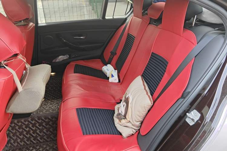 Used BMW 3 Series 2016 320Li Ambition Model Left Rear Seat