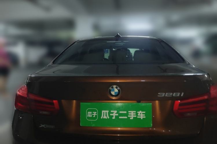 Used BMW 3 Series 2016 328Li Fashion Model Rear