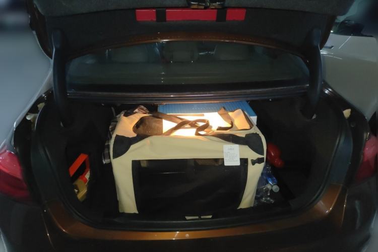 Used BMW 3 Series 2016 328Li Fashion Model Trunk