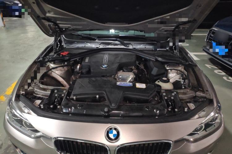 Used BMW 3 Series 2016 320Li Fashion Model Engine Bay