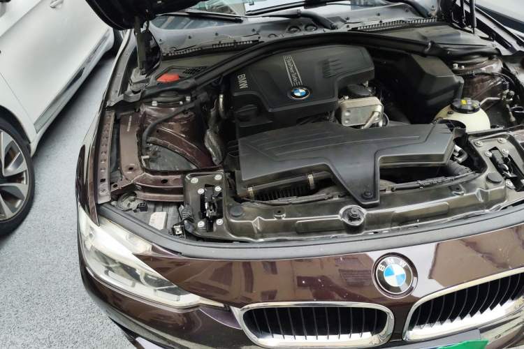 Used BMW 3 Series 2016 320Li Fashion Model Engine Bay Right