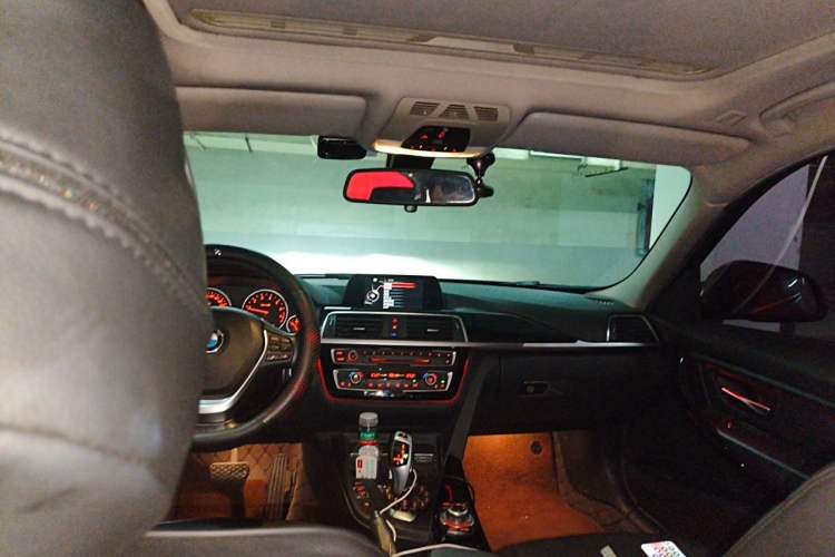 Used BMW 3 Series 2016 320Li Ambition Model Headliner