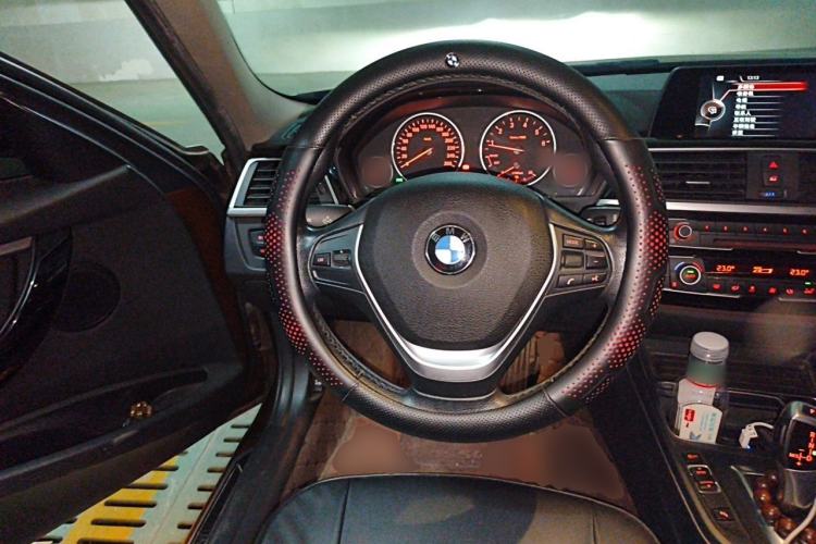 Used BMW 3 Series 2016 320Li Ambition Model Steering Wheel